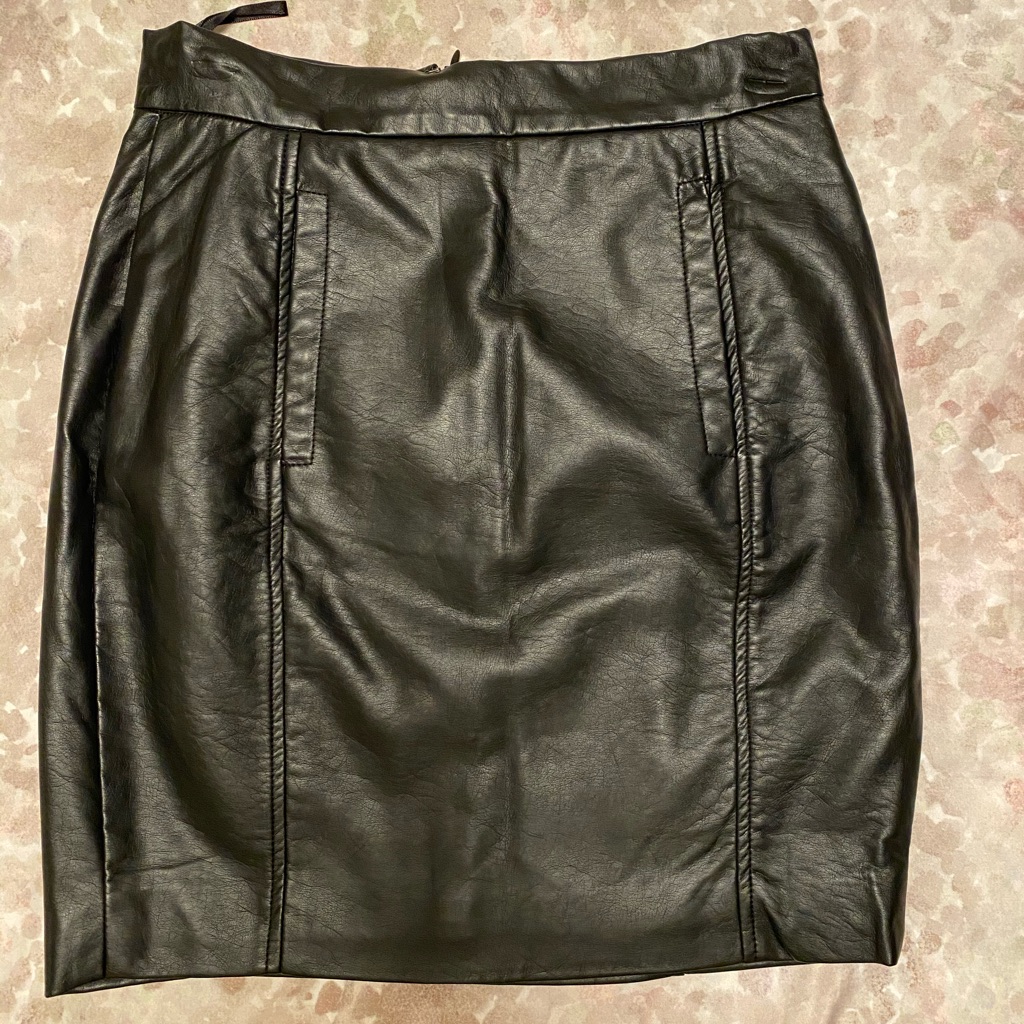 Brand New French Connection Black Leather Skirt